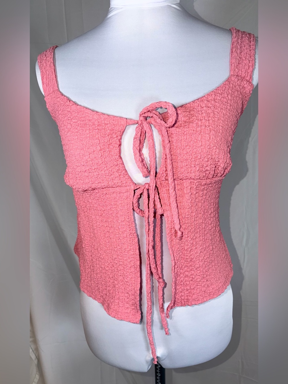 Pink Textured Open Tie-Front Women’s Tank Top